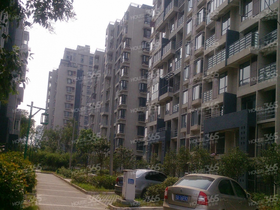 地铁口 学区房 文鼎雅苑 电梯精装两房 满两年 