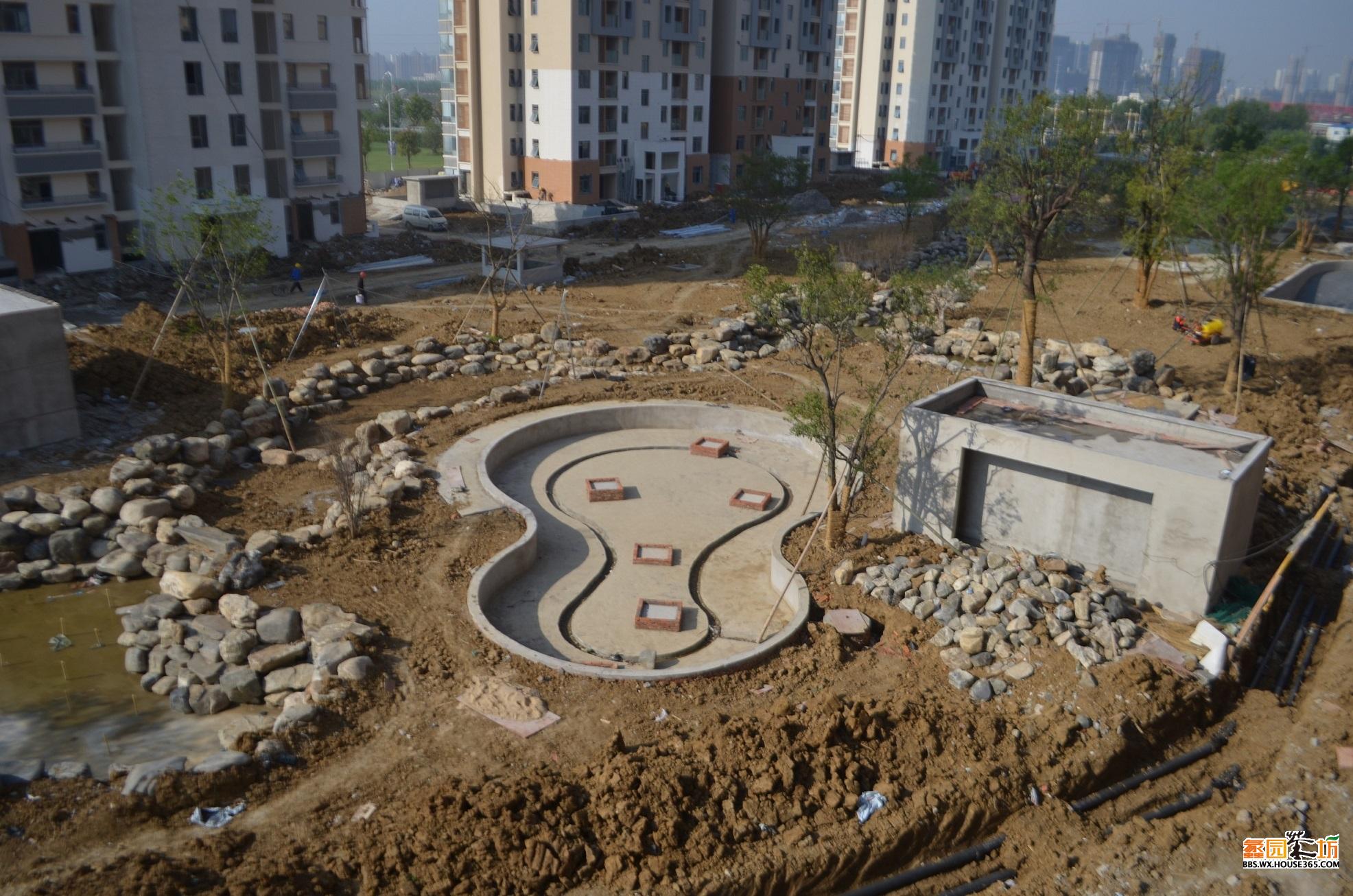 玖御半岛中庭水景施工俯览实景图